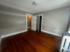 495 California St, Unit #1 in Newton, MA - Building Photo - Building Photo