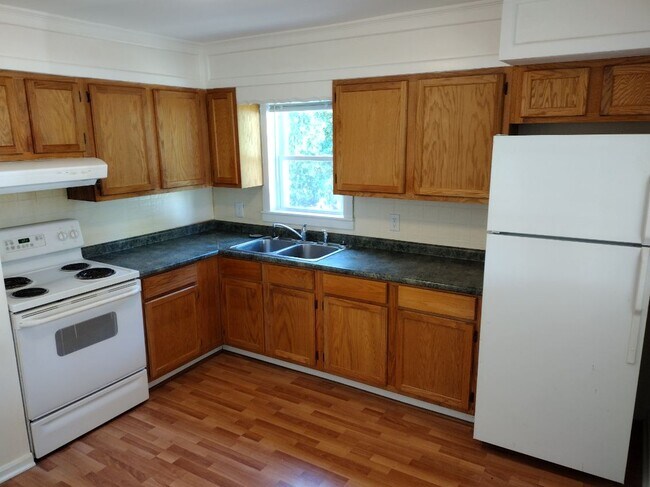 1009 William Dr in Winston-Salem, NC - Foto de edificio - Building Photo