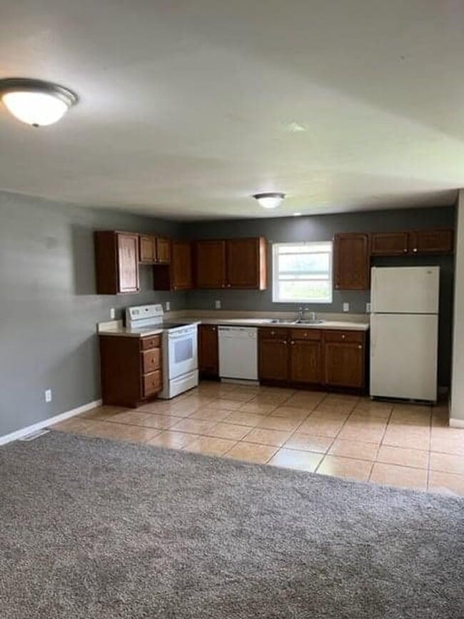 1715 S Linwood Ave in Evansville, IN - Building Photo - Building Photo