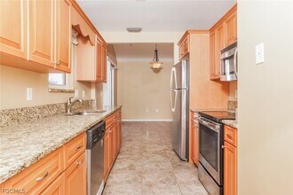 7436 Sunnybrook Blvd in Englewood, FL - Building Photo - Building Photo