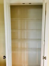 102 Abaco Dr E in Cedar Point, NC - Building Photo - Building Photo