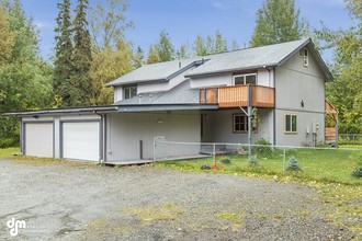 1245 N Wampam Cir in Wasilla, AK - Building Photo - Building Photo