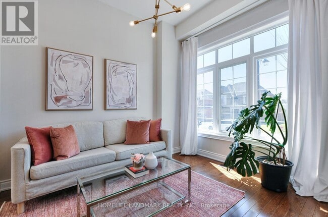 property at 115 Mitchell Pl