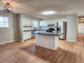 2419 Polk Cir NE in Huntsville, AL - Building Photo - Building Photo