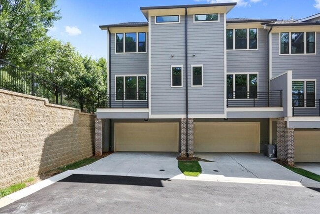 3553 Blair Cir NE in Atlanta, GA - Building Photo - Building Photo