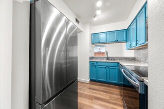 1925 46th Ave, Unit 121 in Capitola, CA - Building Photo - Building Photo