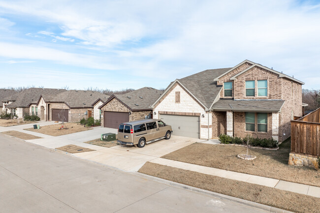 Lennar at Aspen Meadows in Aubrey, TX - Foto de edificio - Building Photo