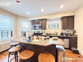 75 Leicester St, Unit 1 in Boston, MA - Building Photo - Building Photo