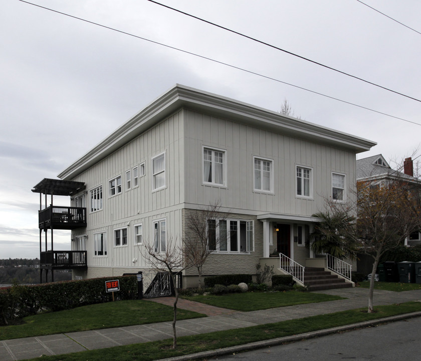 1511 11th Ave W in Seattle, WA - Foto de edificio