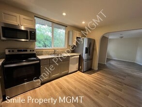 13108 SE Cora St in Portland, OR - Building Photo - Building Photo