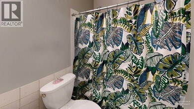 1907-196A 6a Ave N in Lethbridge, AB - Building Photo - Building Photo