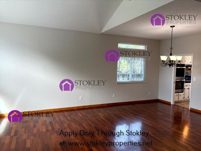5401 Morengo Dr in Concord, CA - Building Photo - Building Photo