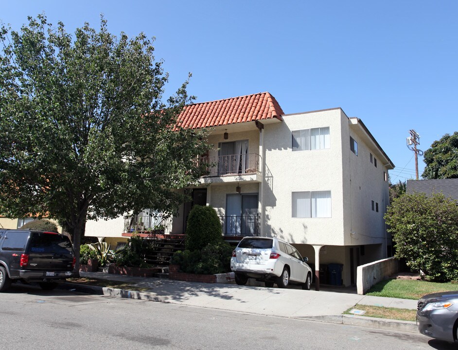 1615 S Westgate Ave in Los Angeles, CA - Foto de edificio