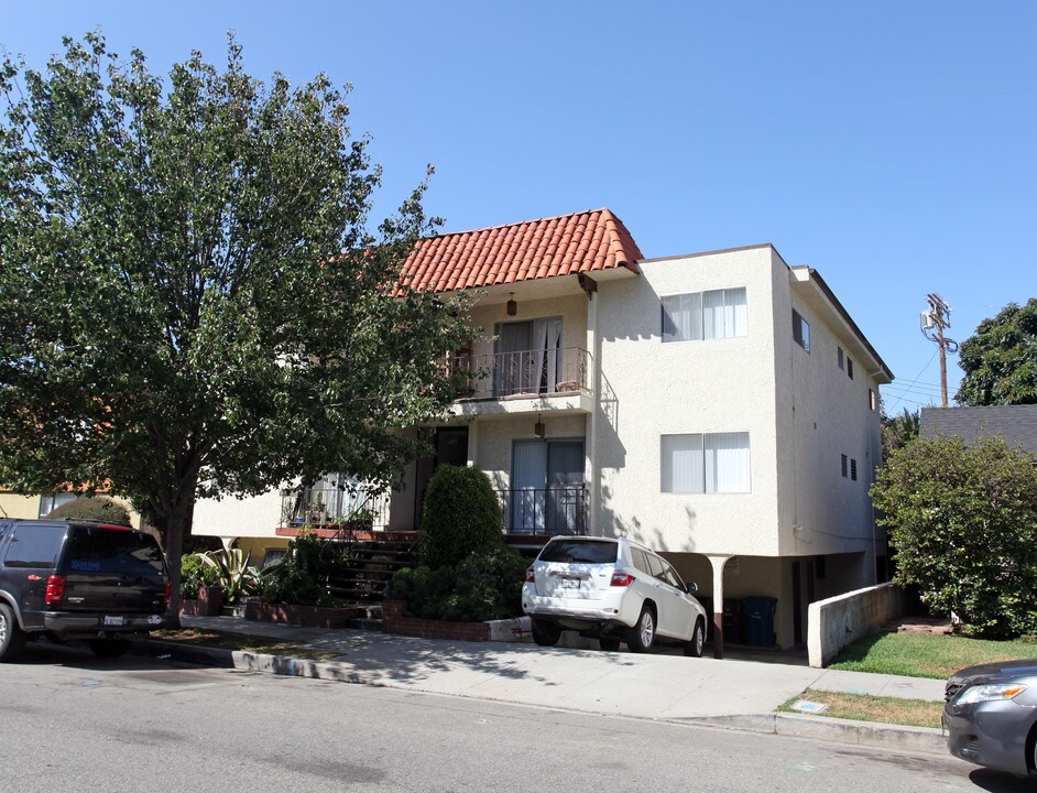 1615 S Westgate Ave in Los Angeles, CA - Building Photo