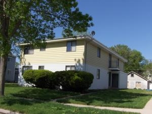 857-859 S 73rd St in West Allis, WI - Foto de edificio