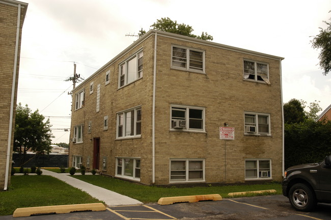 9603 W McLean Ave in Melrose Park, IL - Building Photo - Building Photo