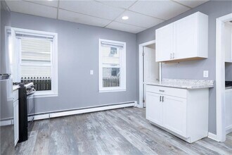 156 Urban Ave in North Providence, RI - Building Photo - Building Photo