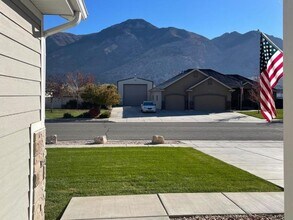 1335 N 200 E in Harrisville, UT - Building Photo - Building Photo