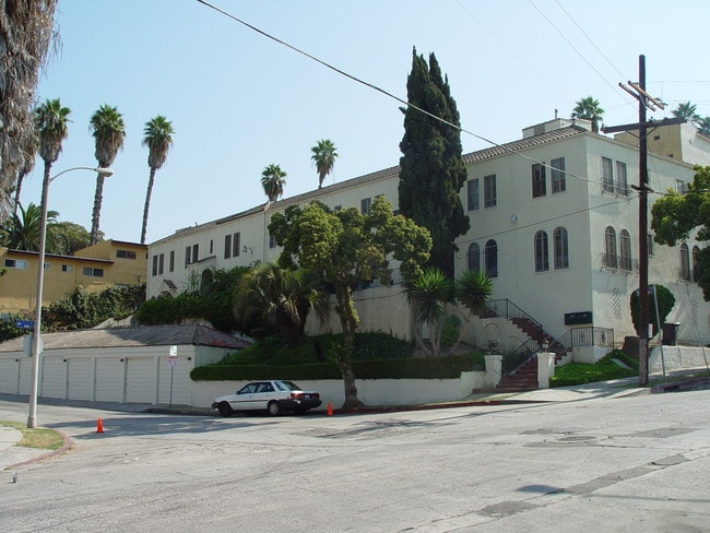 324 Union Pl in Los Angeles, CA - Building Photo - Building Photo