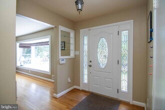 2205 Parker Ave in Silver Spring, MD - Building Photo - Building Photo