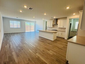 26408 N 24th Gln in Phoenix, AZ - Building Photo - Building Photo