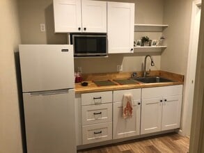 6142 Dunraven Rd, Unit Basement studio in Golden, CO - Building Photo - Building Photo