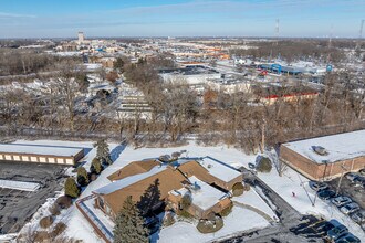 Homewood Shores in Homewood, IL - Building Photo - Building Photo