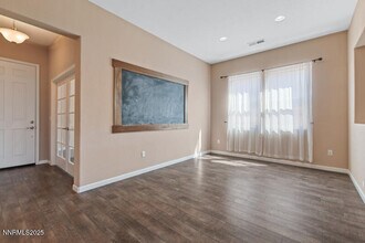 1285 Ambonnay Lane in Sparks, NV - Building Photo - Building Photo