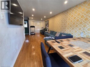 3082 Cantelon Crescent in Mississauga, ON - Building Photo - Building Photo