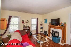 2617 Market St in Wilmington, NC - Building Photo - Interior Photo