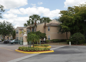 Villas of Capri in Naples, FL - Foto de edificio - Building Photo