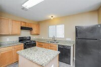 19527 Green Chase Ln photo'