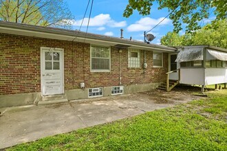 2 Forest Home Ct in St. Louis, MO - Building Photo - Building Photo