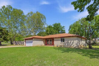 205 E Marshall St in Tulsa, OK - Building Photo - Building Photo