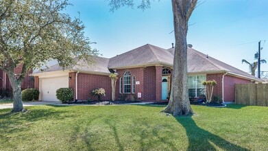 1107 Breckenridge Cove Ln in League City, TX - Foto de edificio - Building Photo