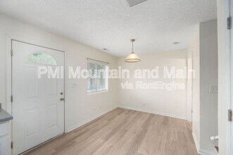 41 Beri Dr in Asheville, NC - Building Photo - Building Photo
