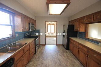 11231 Eby St in Overland Park, KS - Building Photo - Building Photo