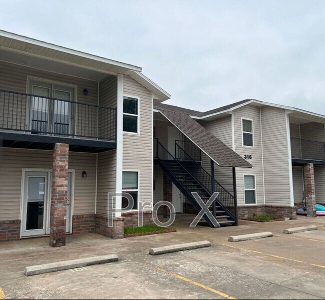 property at 316 Erin Pl