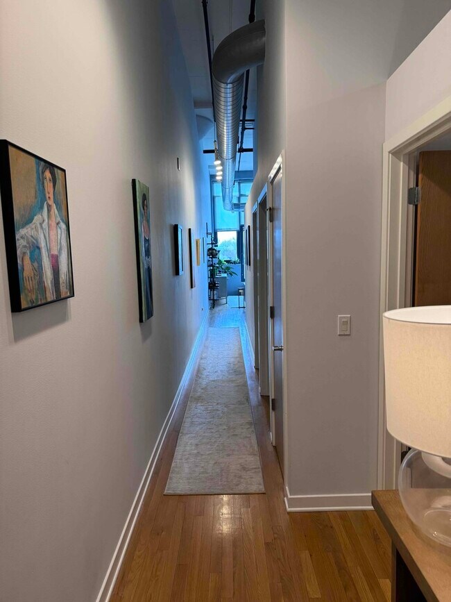 1224 W Van Buren St in Chicago, IL - Building Photo - Building Photo