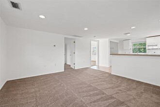 4009 Burlington Ave N in St. Petersburg, FL - Building Photo - Building Photo