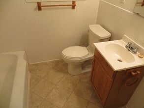 741 Newman Ave, Unit B in Jefferson, LA - Building Photo - Building Photo