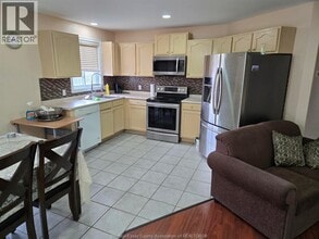 1504 Fuller Crescent in Windsor, ON - Building Photo - Building Photo
