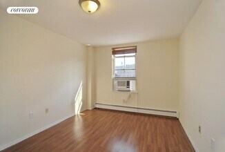 742 Fulton St in Brooklyn, NY - Building Photo - Building Photo