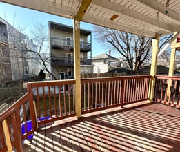 153 E Cottage St, Unit 1 in Boston, MA - Building Photo - Building Photo