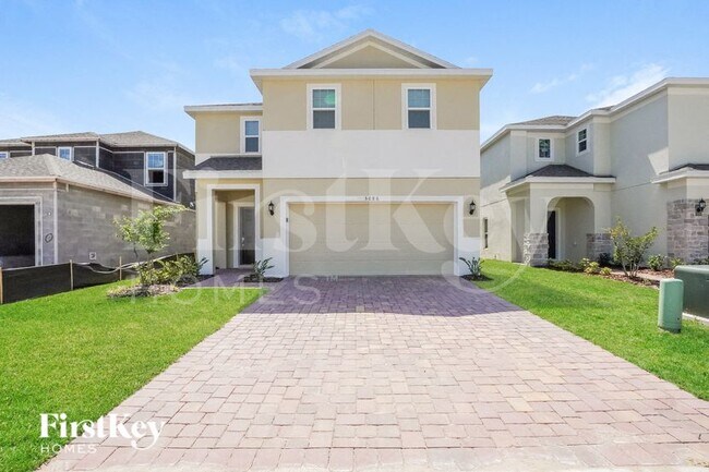 property at 5086 Royal Point Ave