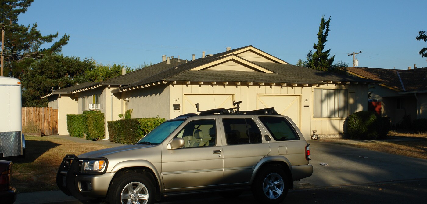 347-349 Lynn Ave in Milpitas, CA - Building Photo