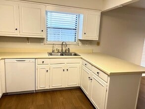 5922 Windham Ct in Mobile, AL - Building Photo - Building Photo