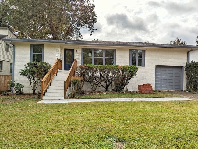 property at 1260 Calhoun Terrace SW