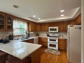 6547 Deerpath Ct in Lisle, IL - Building Photo - Building Photo