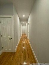 374 Oxford St, Unit 2 in Cambridge, MA - Foto de edificio - Building Photo